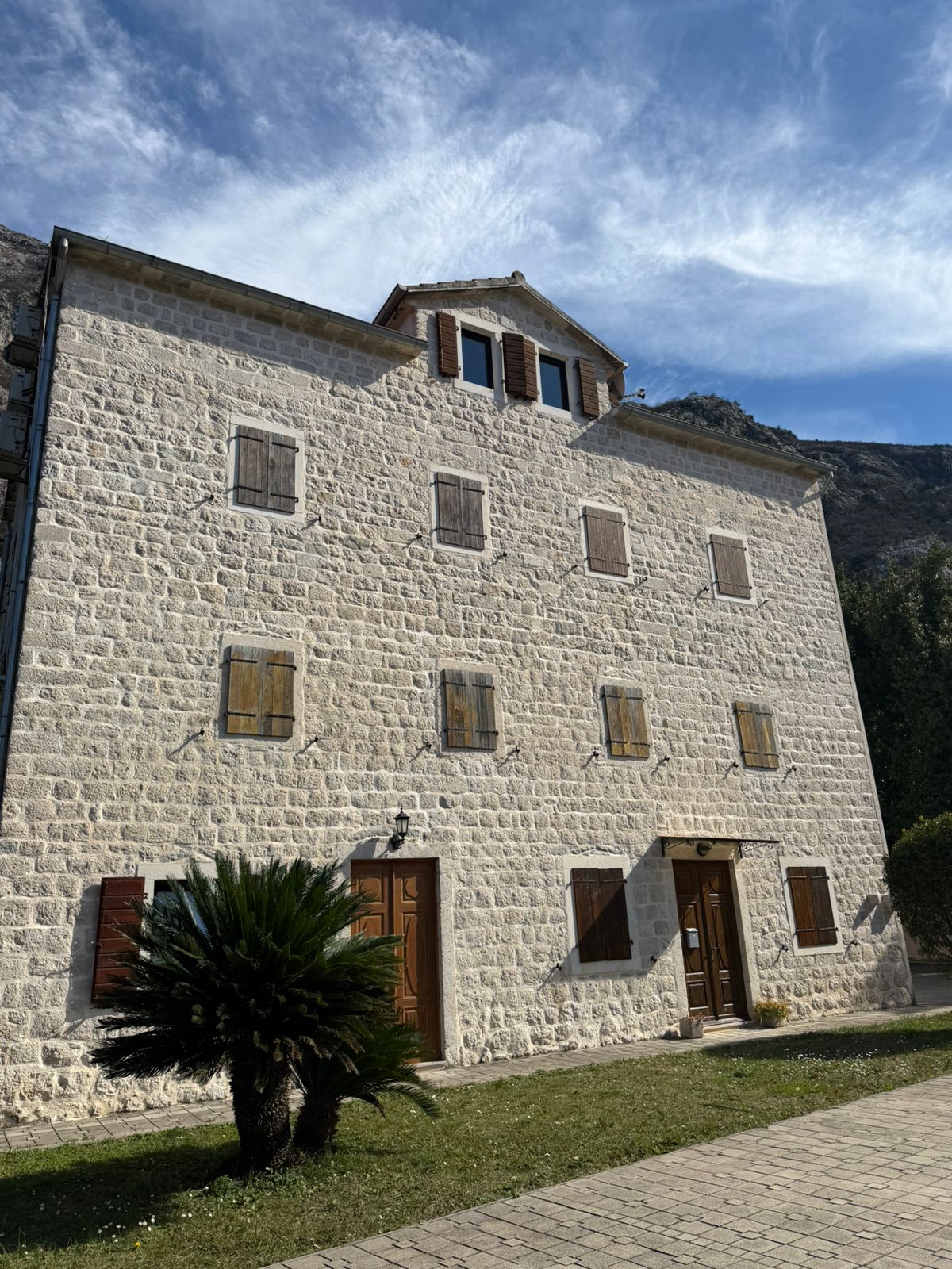 Image of Apartment - 2 Bedrooms - 2 Bathrooms for Sale in Kotor-Dobrota-Montenegro, Image 3